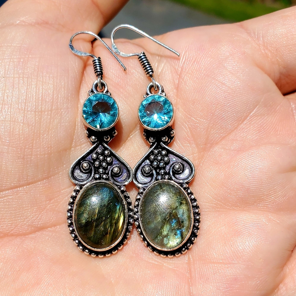 Labradorite Flash Antique. 925 Earrings NWOT - Picture 2 of 4